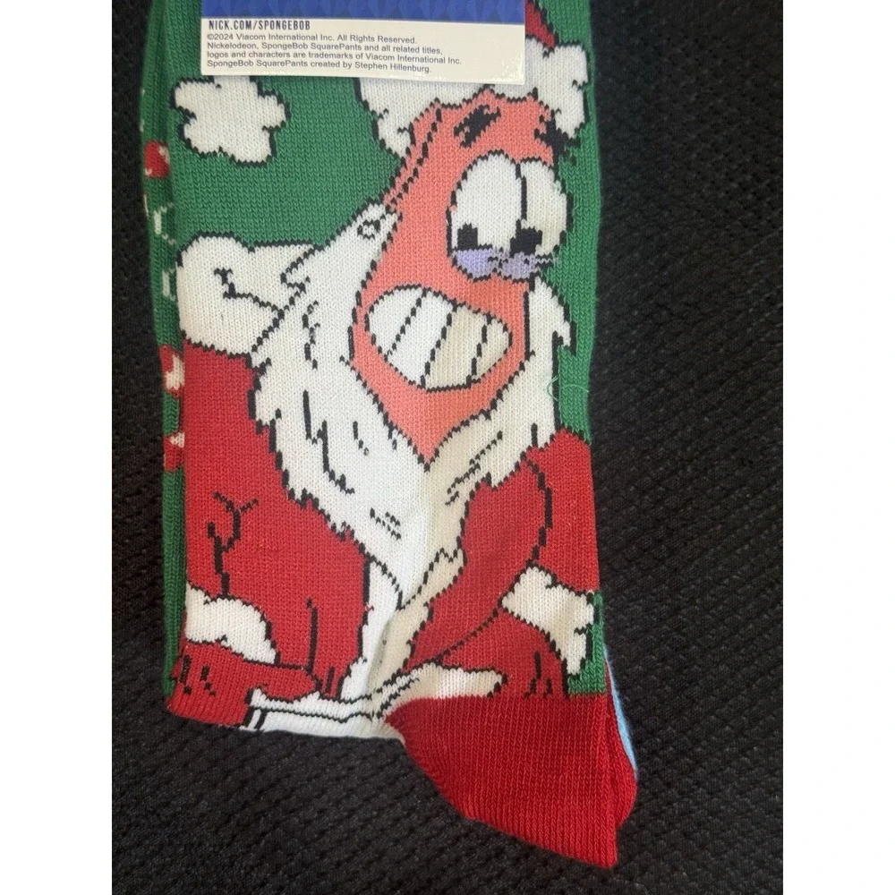 SPONGEBOB SQUARE PANTS Christmas‎ 2PK CREW SOCKS SIZE 61/2 -12 (BRAND NEW)